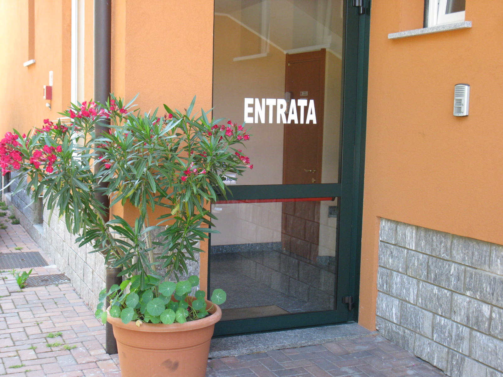 Vacanze a saronno visit italy Como per soggiorno