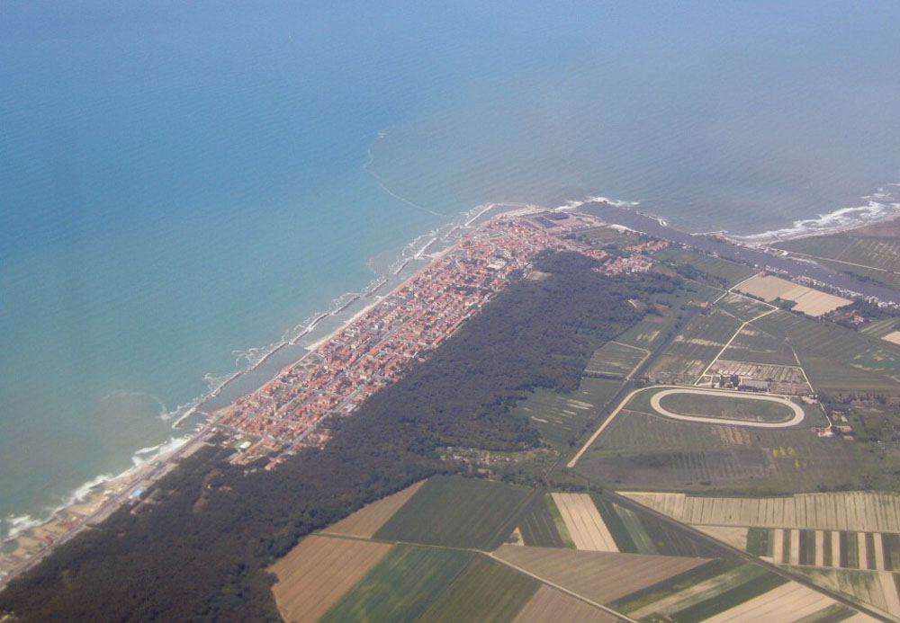 Vista aerea di Marina di Pisa