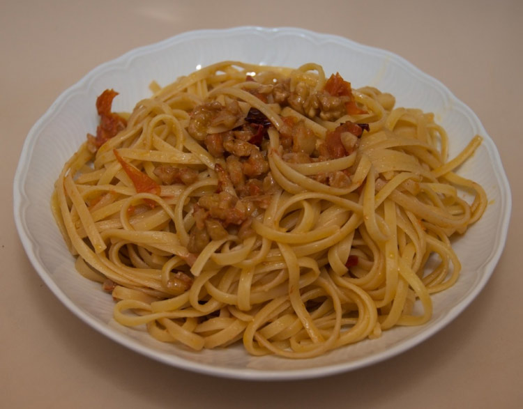 Pasta alle noci Pasta alle noci