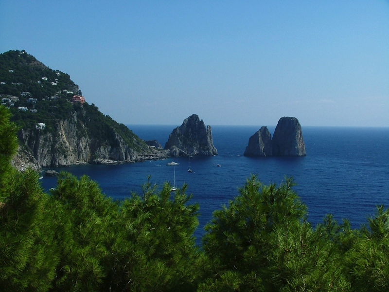 Capri 1