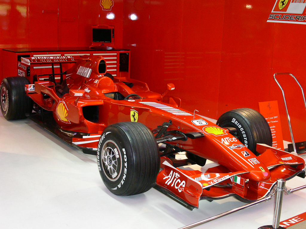 Il box della Ferrari F1