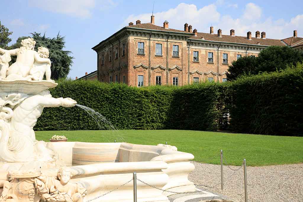  Villa Litta, Lainate, Lombardei