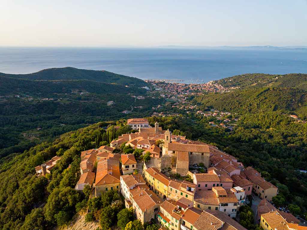 Marciana, ein kleines Dorf auf der Insel Elba
