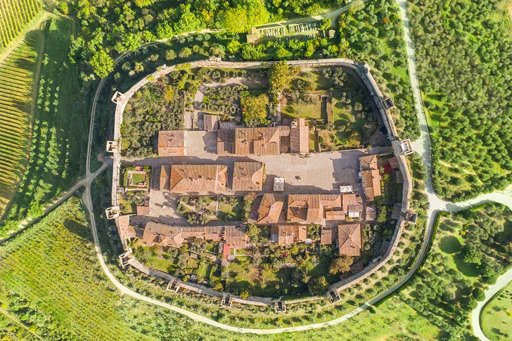 Siena, Montereggioni