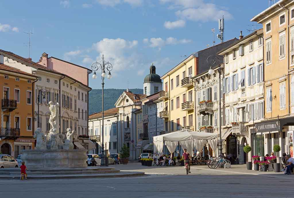 Frioul-Vénétie Julienne, Gorizia, Piazza Vittoria