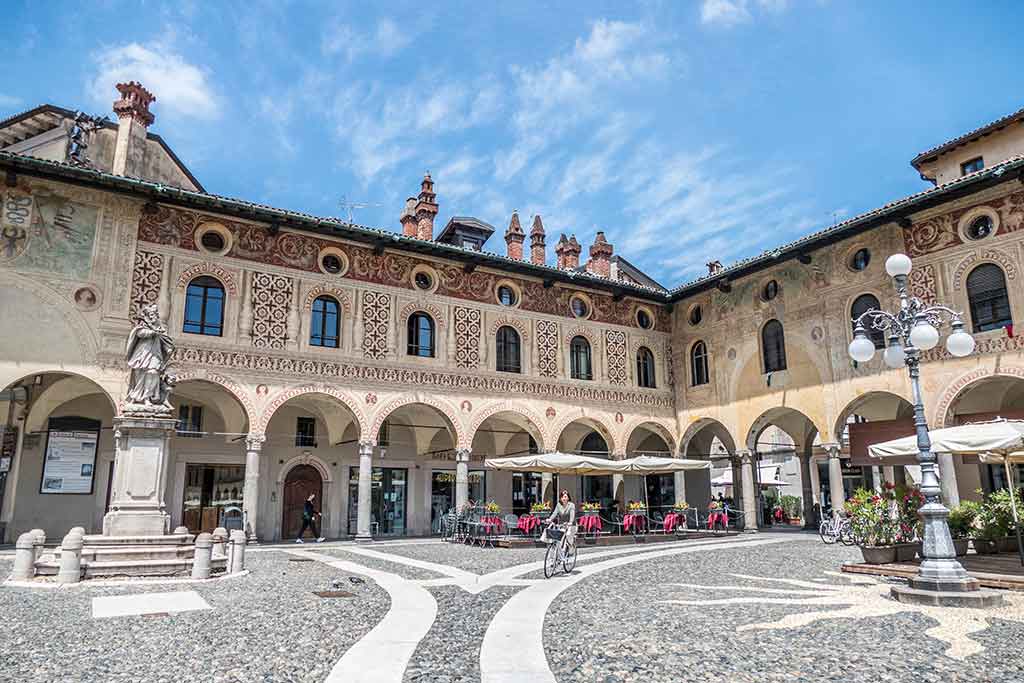 Vigevano, Piazza Ducale