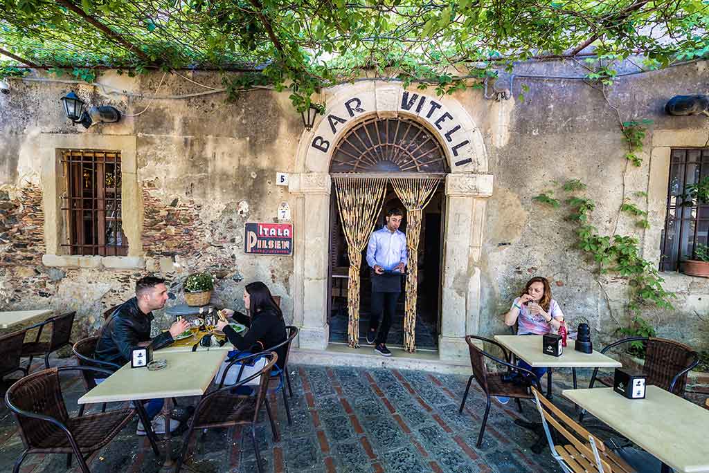 Bar Vitelli, aus dem Film Der Pate