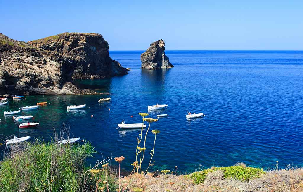 I faraglioni di Pantelleria