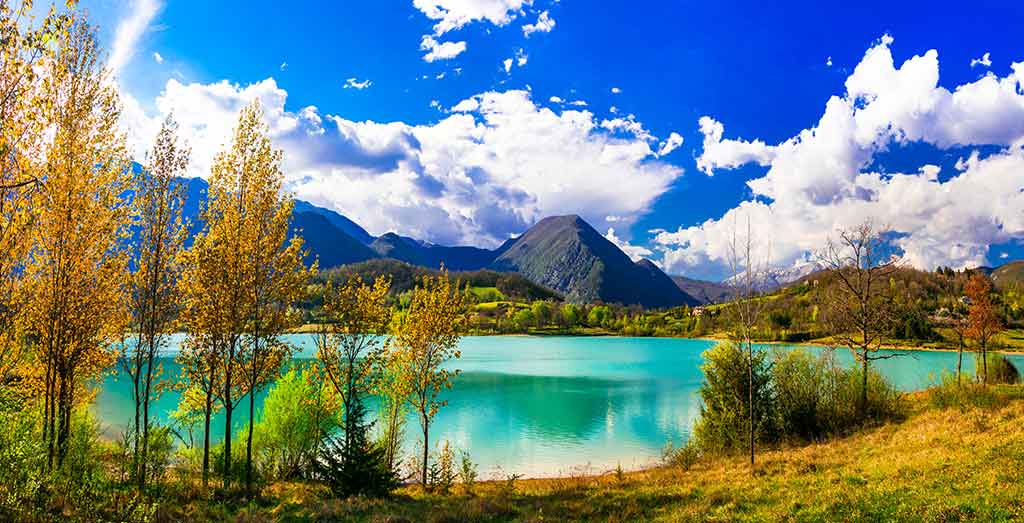 Lake of Castel Vincenzo, Molise
