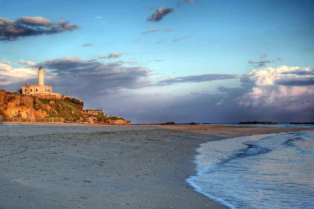 Faro de Anzio