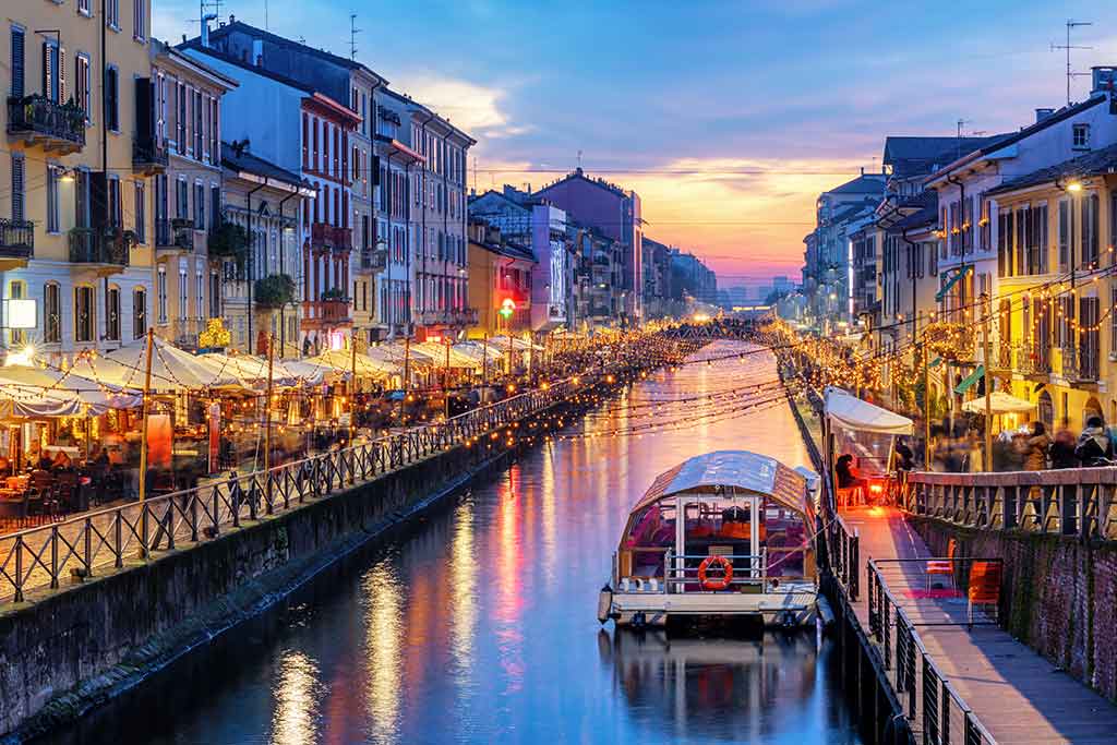 Milan, canals