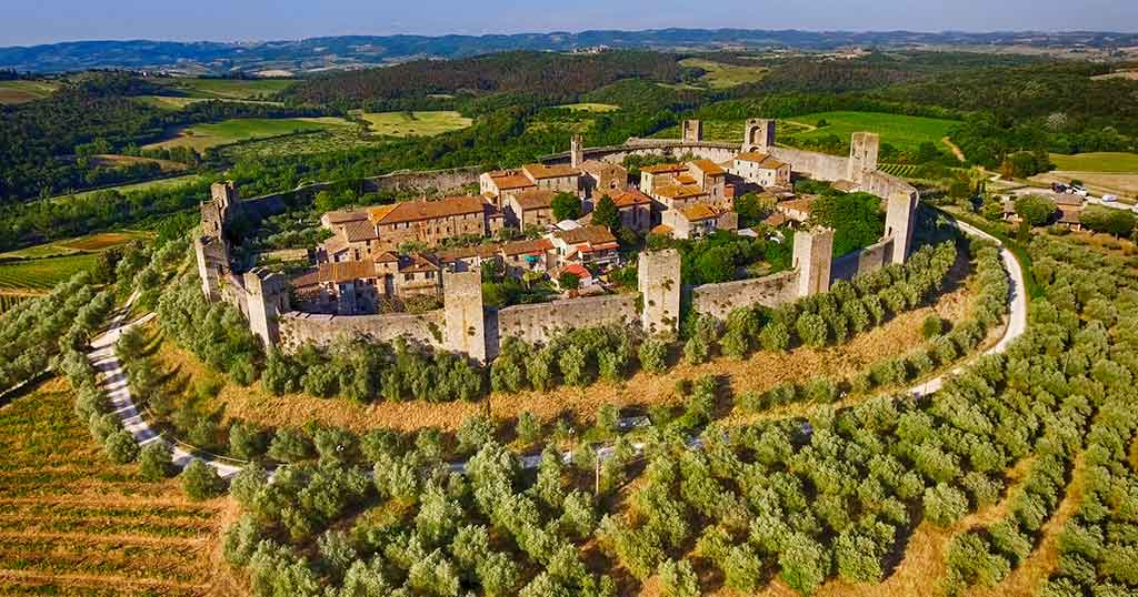 Monteriggioni, medieval village surrounded by walls and towers