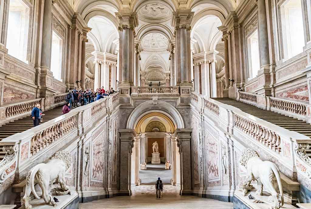 Scala barocca della Reggia di Caserta