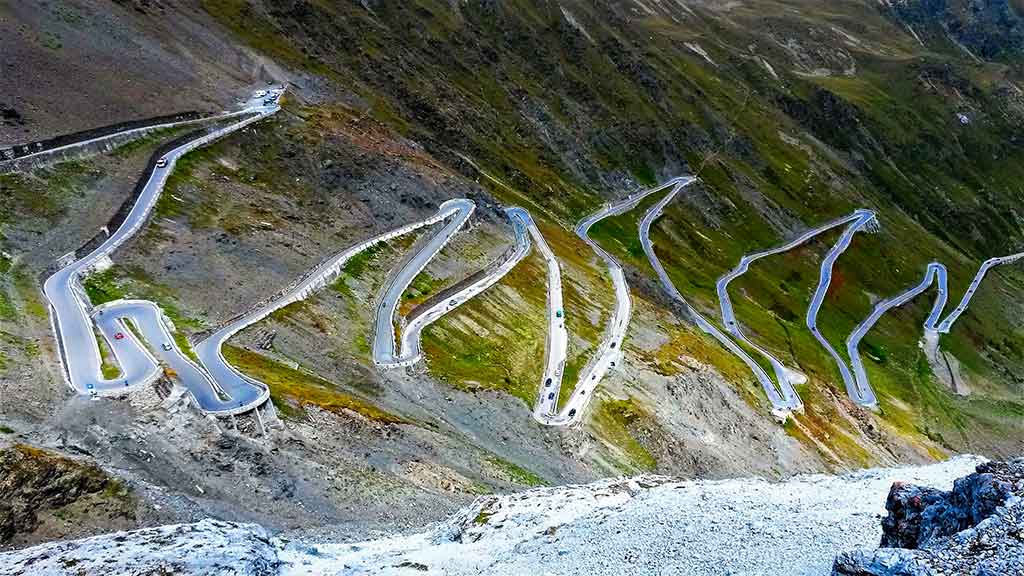 Strada per il Parco Nazionale dello Stelvio