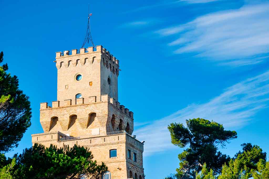 Tower of Cerrano, Pineto, Abruzzo