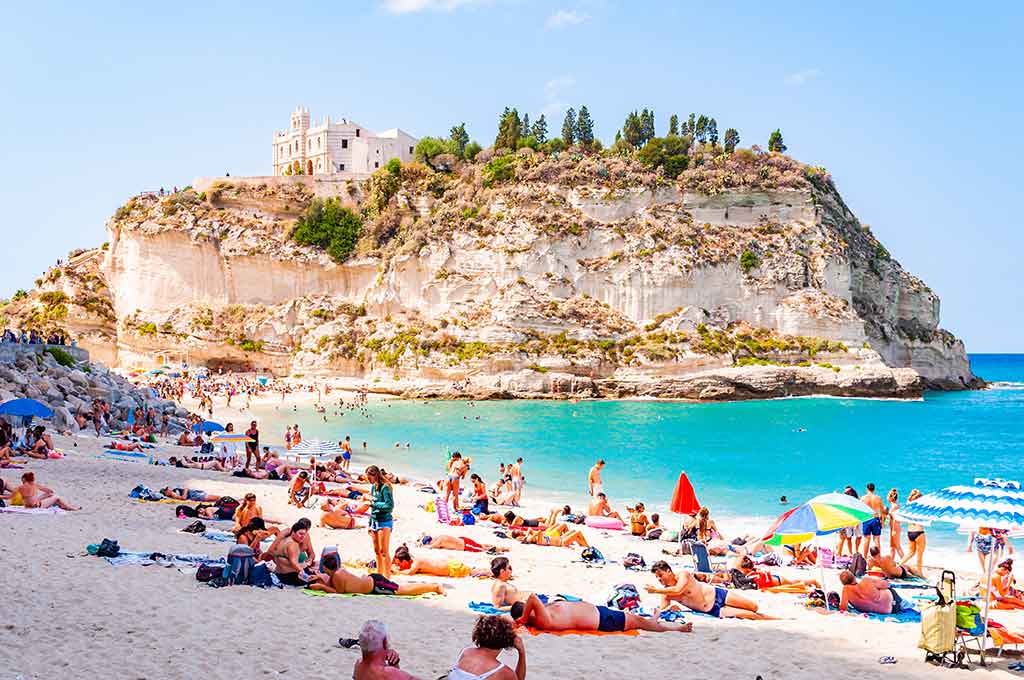 Tropea, spiaggia la Rotonda