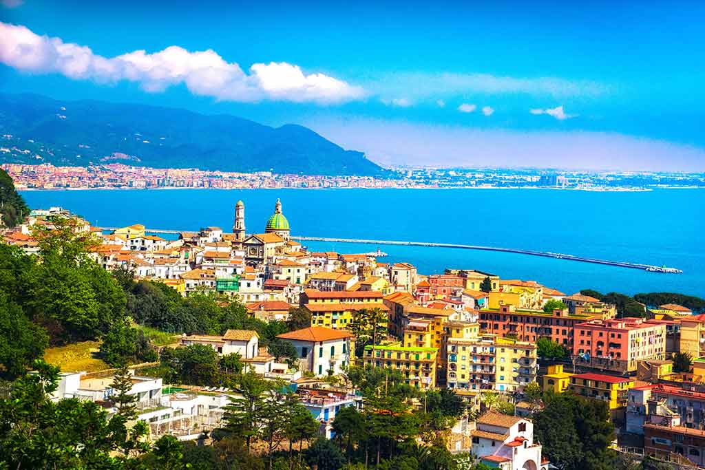Vista su la cittadina di Salerno in Campania